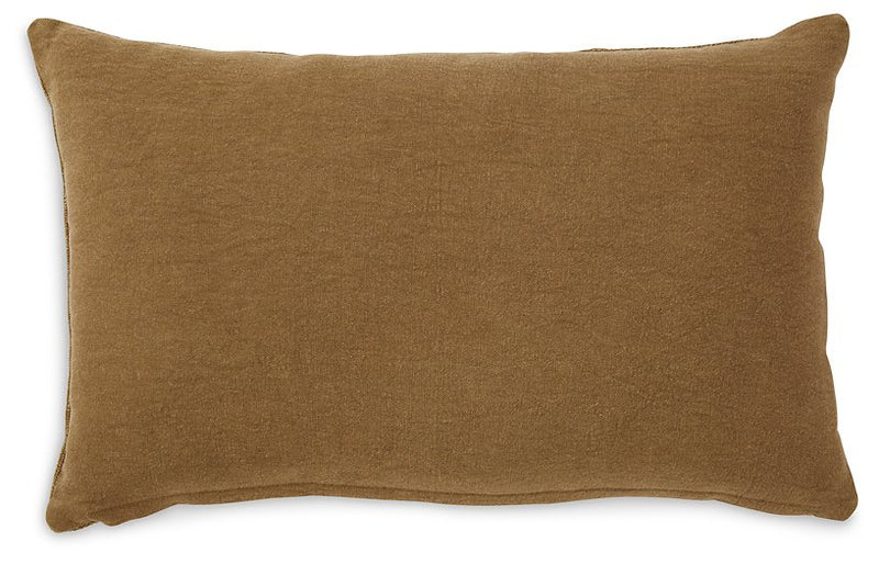 Dovinton Pillow (Set of 4)