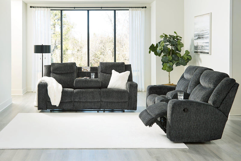 Martinglenn Living Room Set