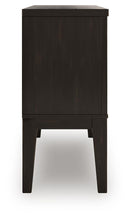 Galliden Dining Room Set