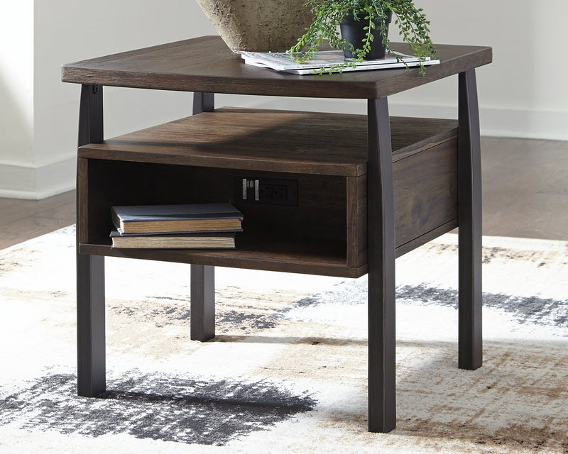 Vailbry End Table Set