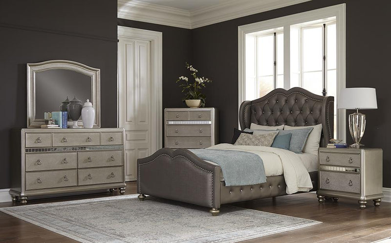 G300824 4 Pc Queen Bed Set image