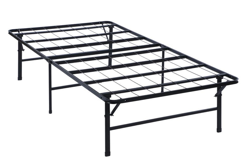 G305957 Queen Platform Bed image