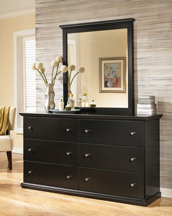 Maribel Signature Design by Ashley Bedroom Mirror image