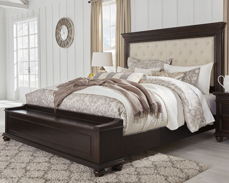 Brynhurst Signature Design by Ashley Bed with Storage Bench image